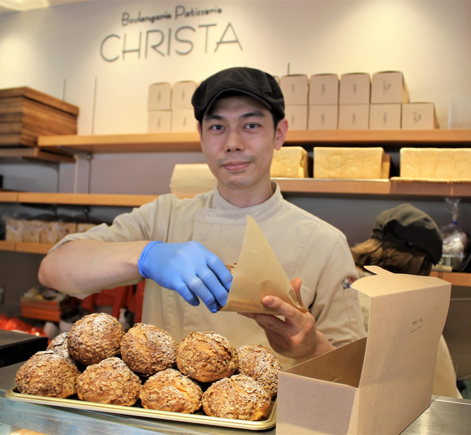 パン職人、パティシエ料理人が三位一体となるベーカリー工房 CRISTA（クリスタ）